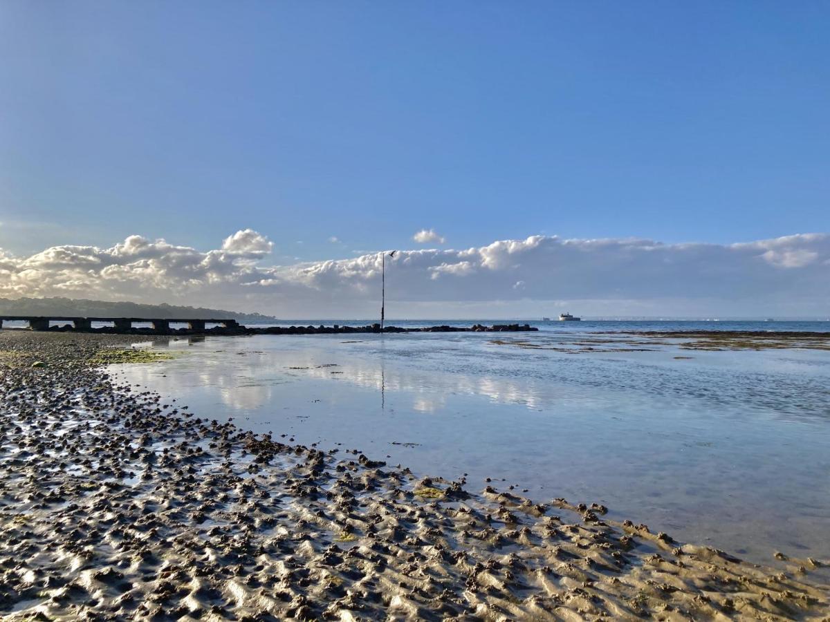 12A Solent Landing Direct Beach Access เบมบริดจ์ ภายนอก รูปภาพ